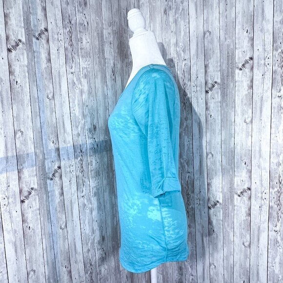 Roxy Burnout Tee | 3/4 Sleeve | Aqua Blue | Medium | Scoop Neck Top | Women's - Picture 2 of 13